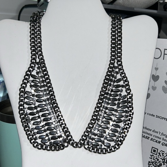 Shiny white faceted glass,Layered Chain-necklace 20.5” - Picture 2 of 4